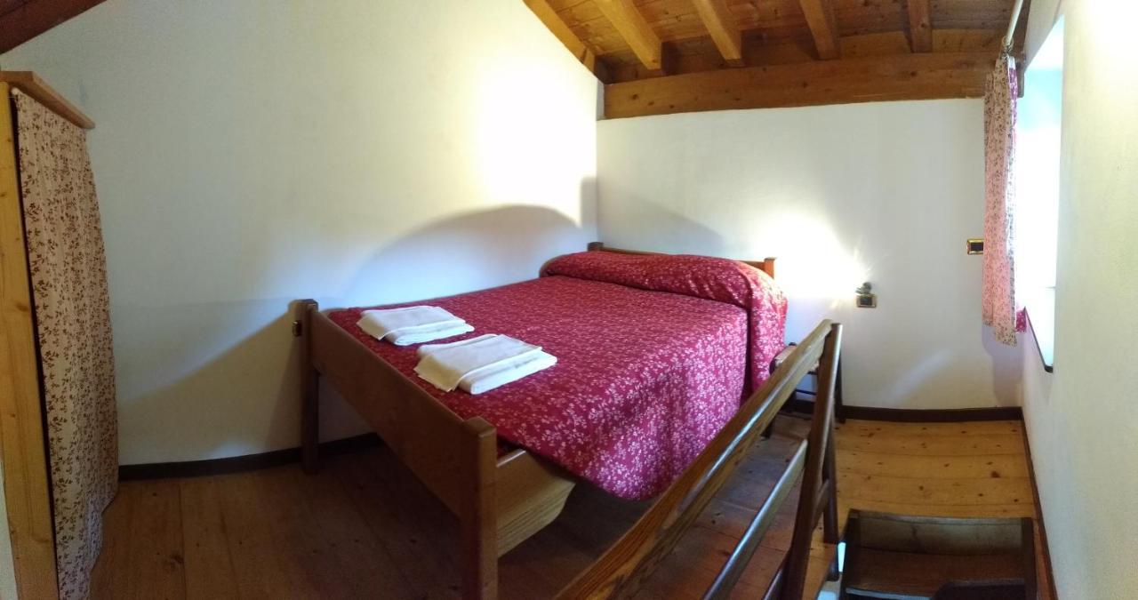 Agriturismo La Fonte Di Mariella Граведона Экстерьер фото