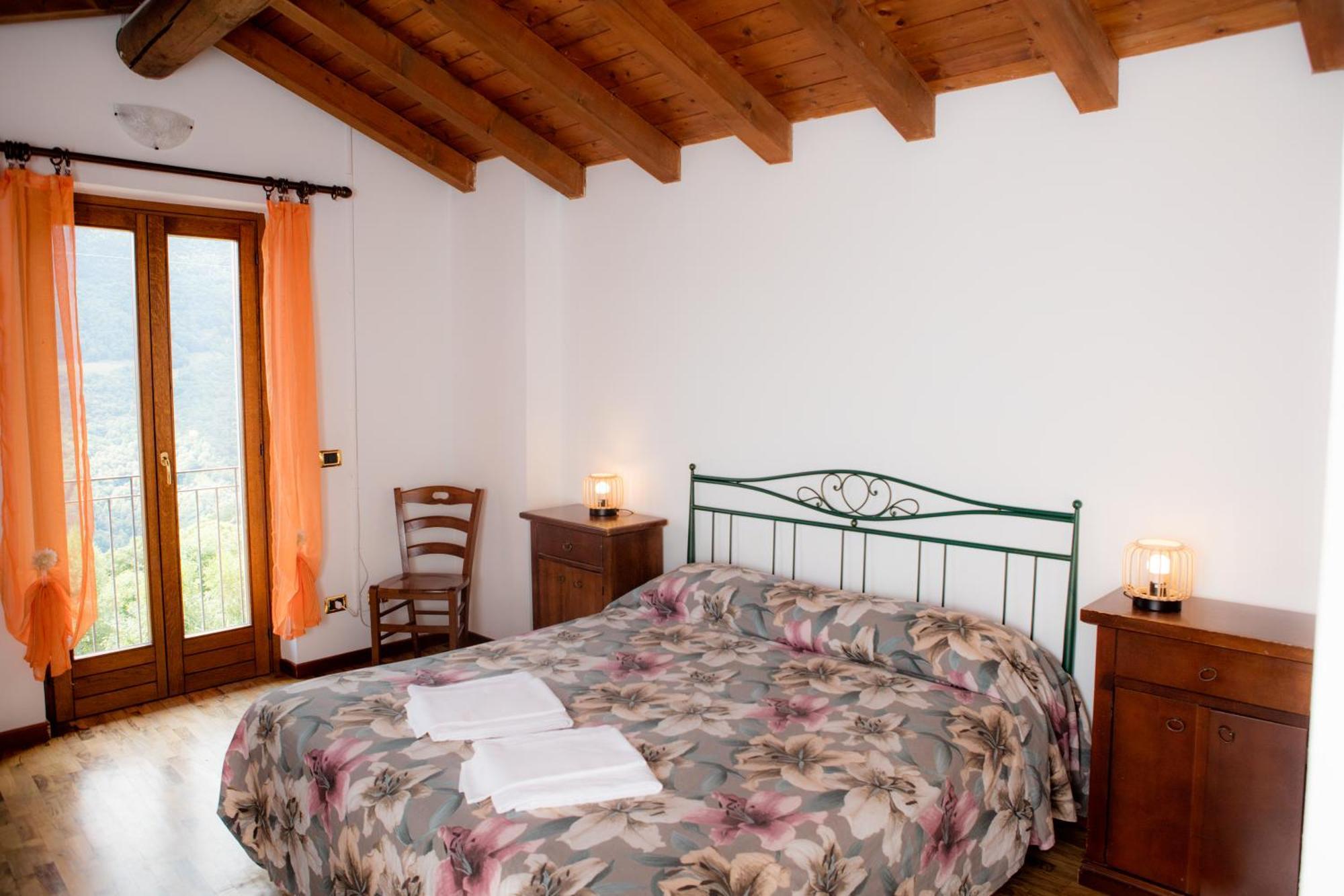 Agriturismo La Fonte Di Mariella Граведона Экстерьер фото