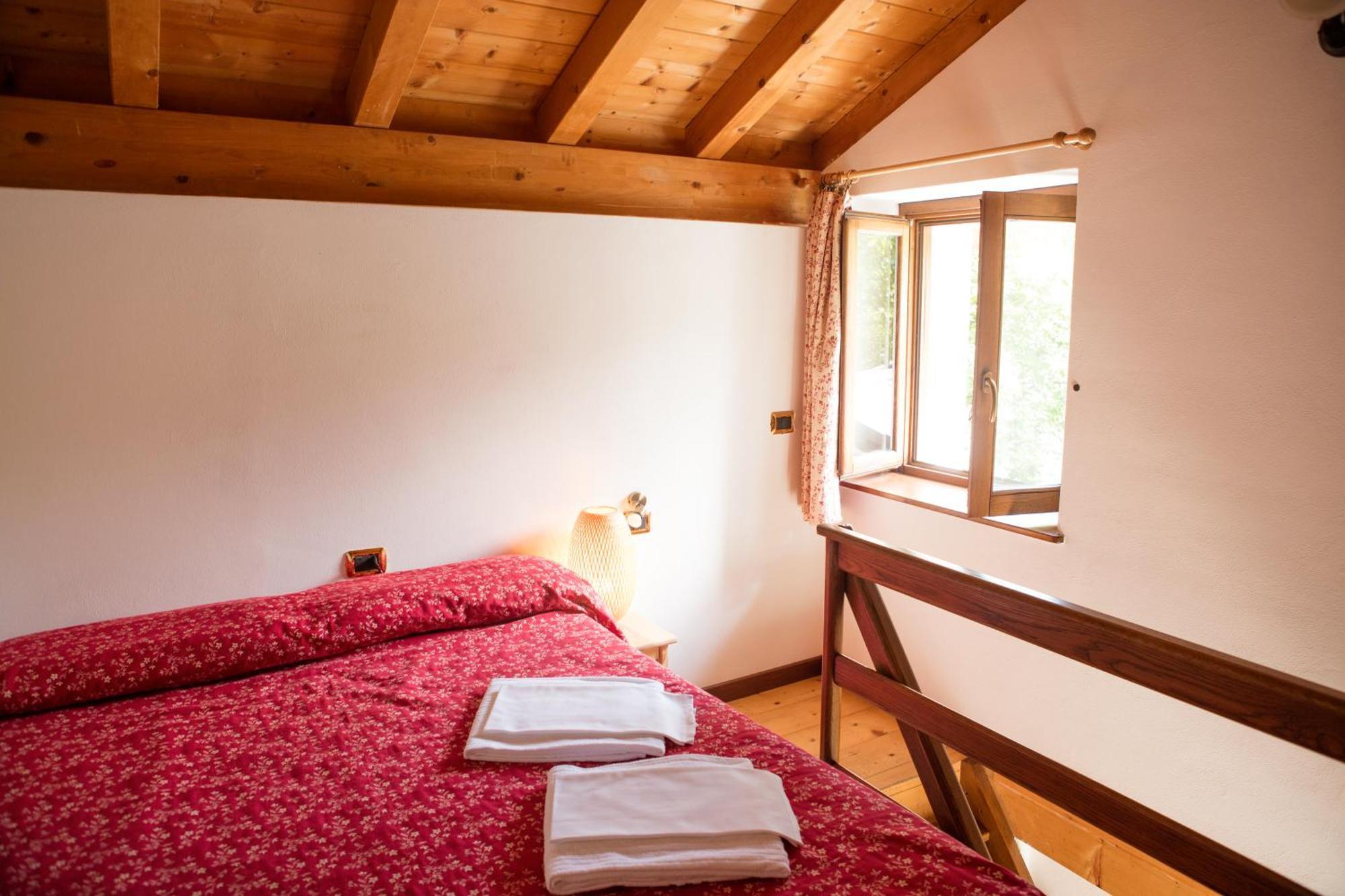 Agriturismo La Fonte Di Mariella Граведона Экстерьер фото